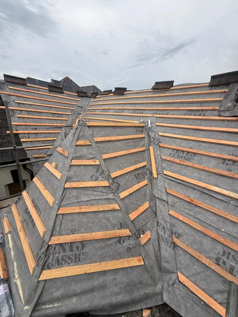 Documented RH Roofing slate roof renewal workmanship